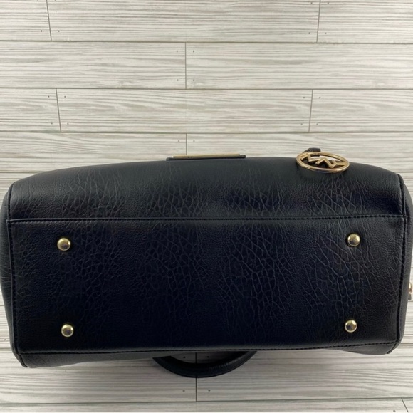 Marc New York Andrew Marc Handbag w/ White Perforated Vinyl Lace - Picture 12 of 12